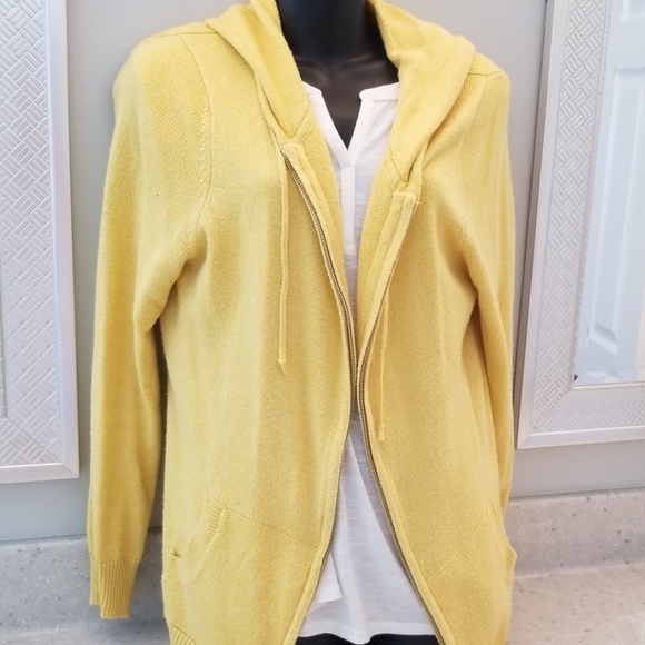 Old Navy Sweaters - Old Navy | Zip up sweater hoodie! Sz XL